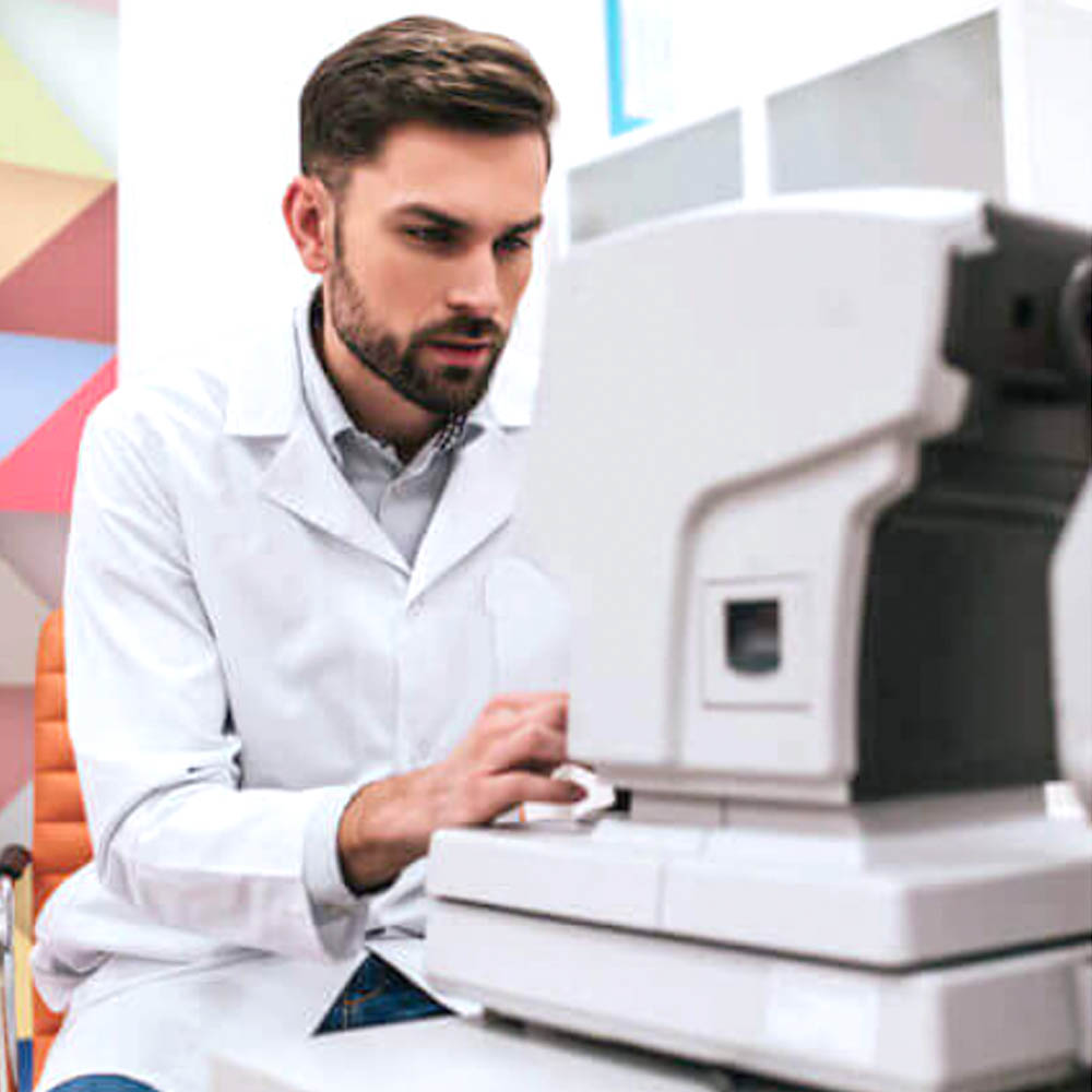 optometrist in Sugar Land Town Square